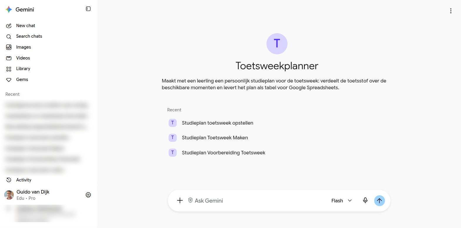 De Gem in de chat, met de eerdere chats van deze Gem eronder